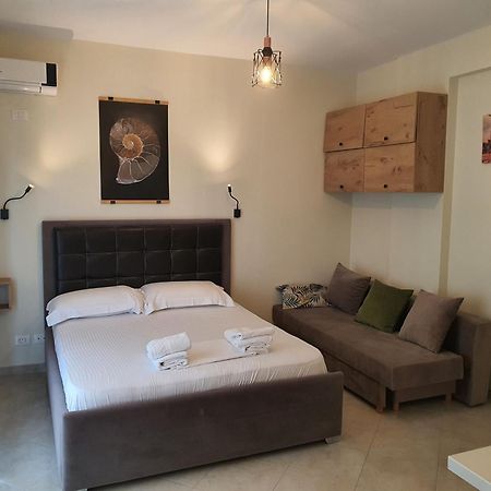 Deni Sea View Apartment Vlorë Exteriör bild