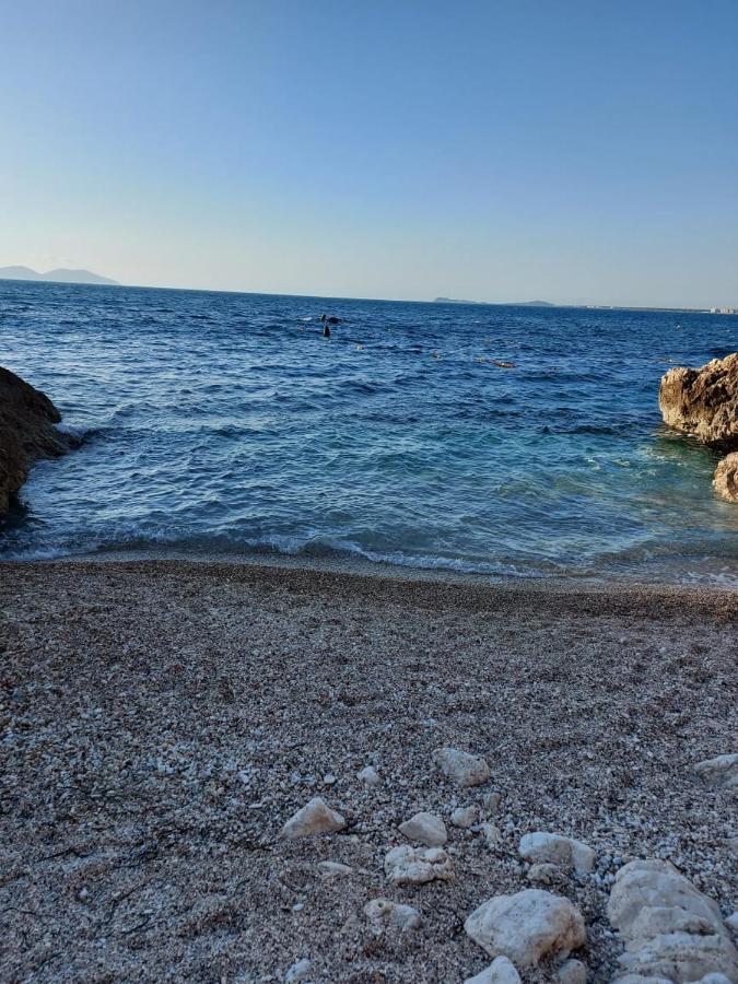 Deni Sea View Apartment Vlorë Exteriör bild