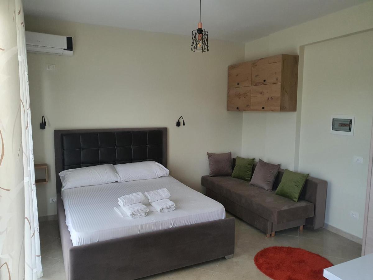 Deni Sea View Apartment Vlorë Exteriör bild