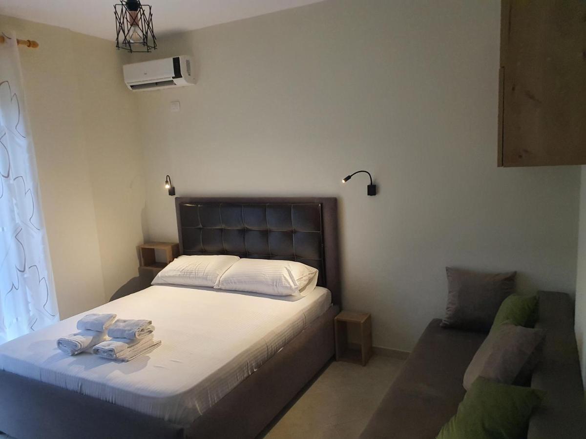 Deni Sea View Apartment Vlorë Exteriör bild