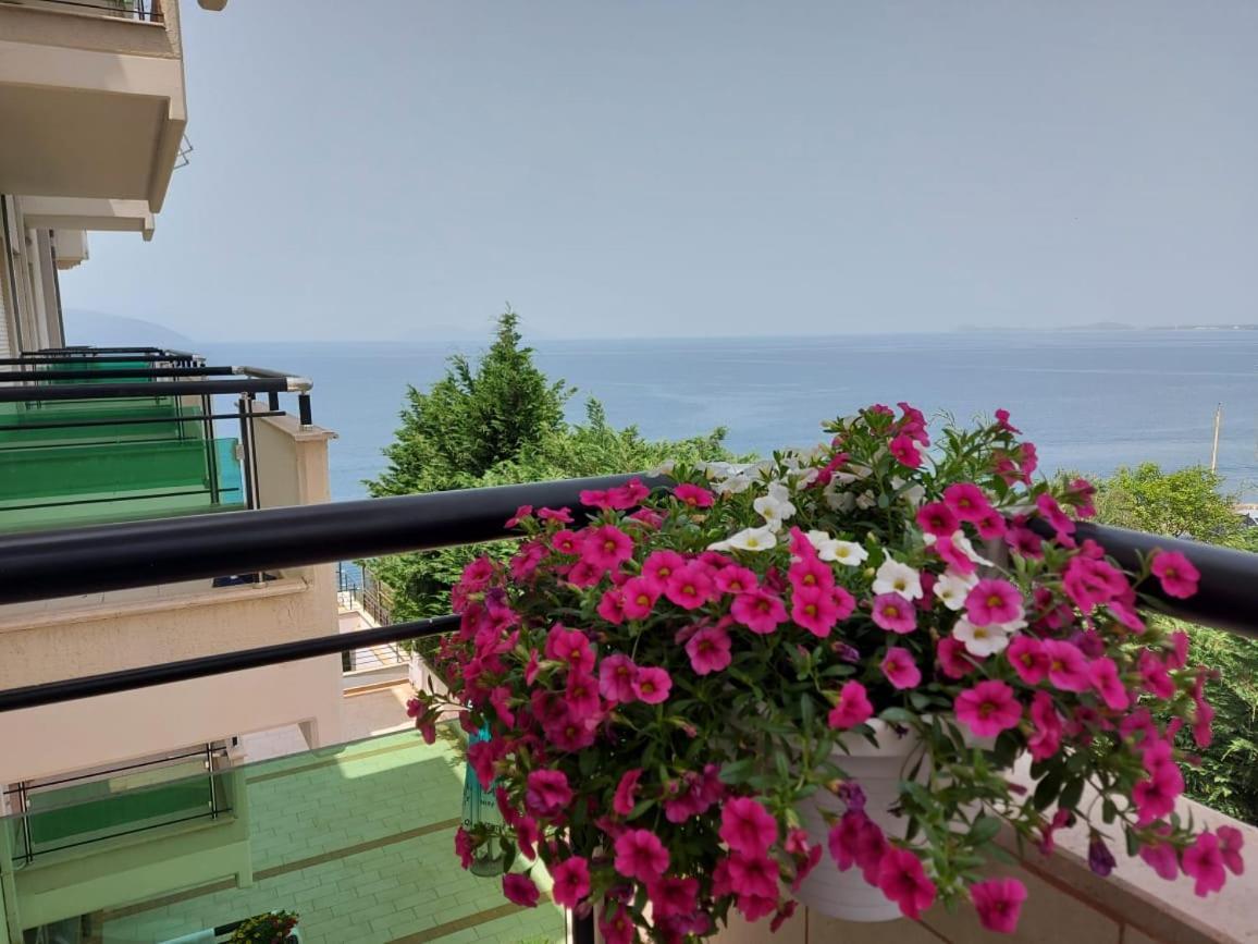 Deni Sea View Apartment Vlorë Exteriör bild